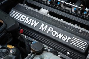 BMW M5 Touring 1992 года  (EU)